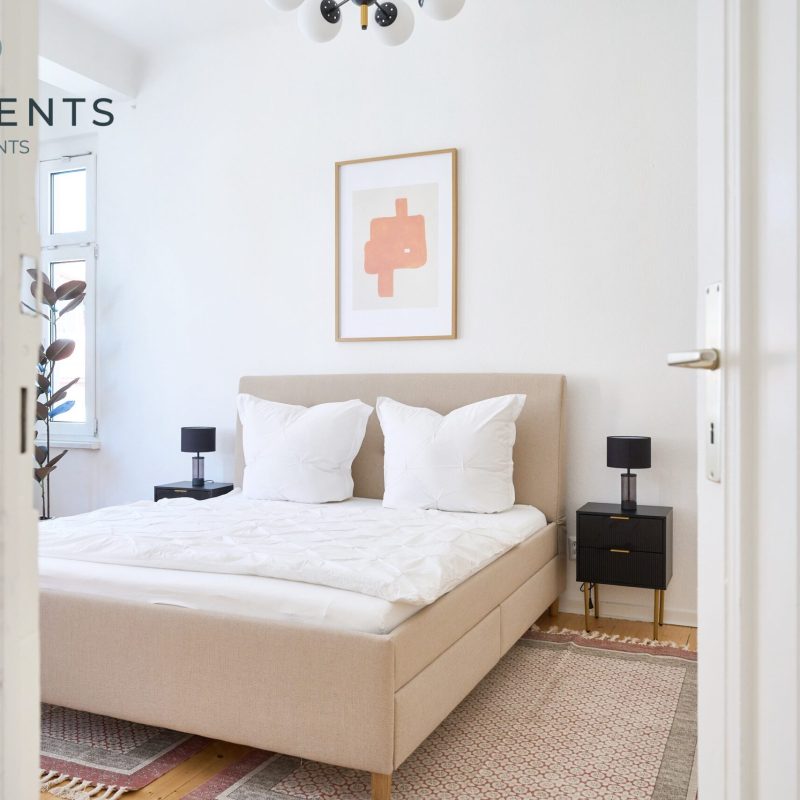 Schlafzimmer 1